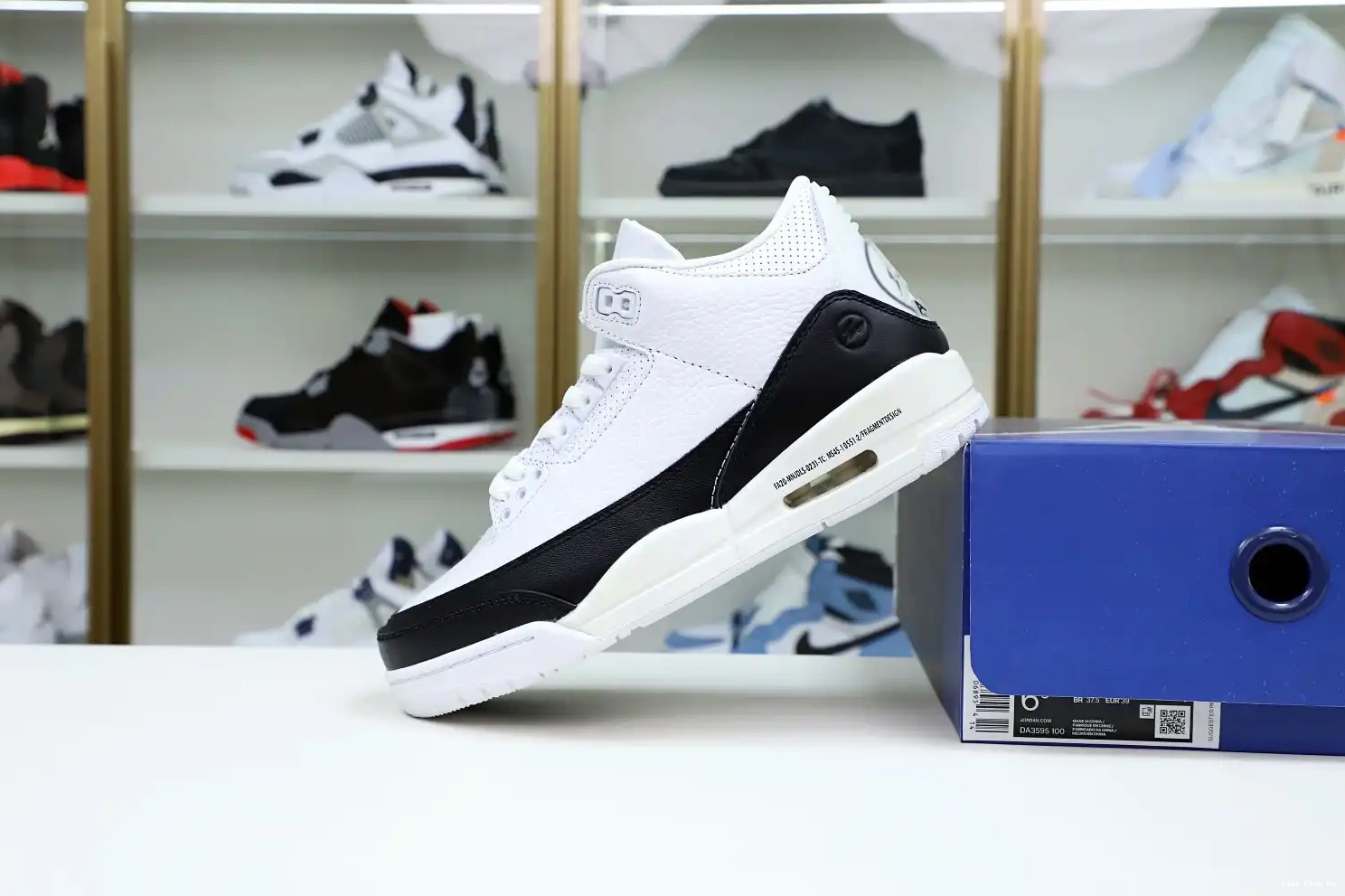 JORDAN SP 'WHITE' Kimikick X DESIGN RETRO FRAGMENT AIR 3 0718